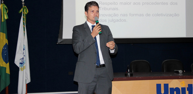 Procurador ministra palestra sobre o novo CPC