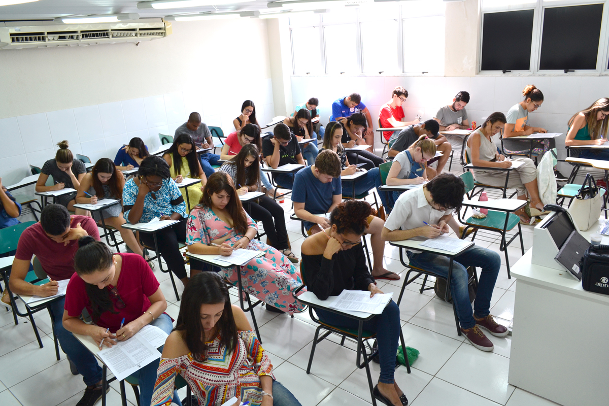 Processo seletivo de estágio é realizado em faculdade particular da capital