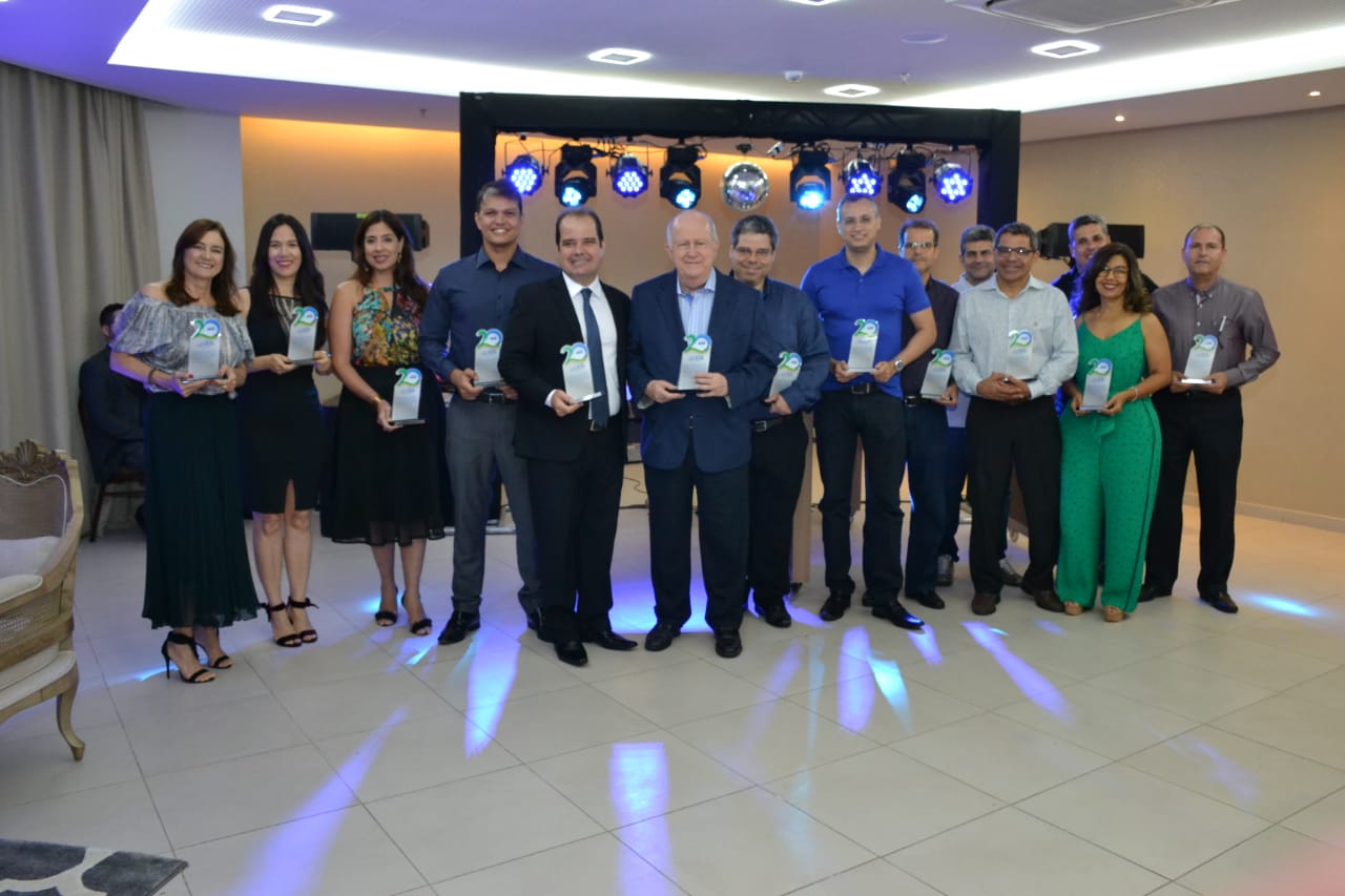 Apese homenageia Procuradores em confraternização