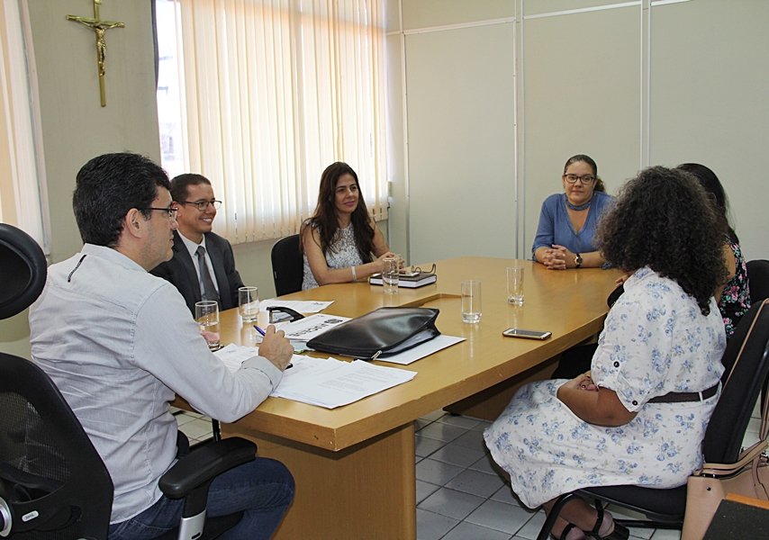 APESE discute parceria para capacitação de servidores da SEAD